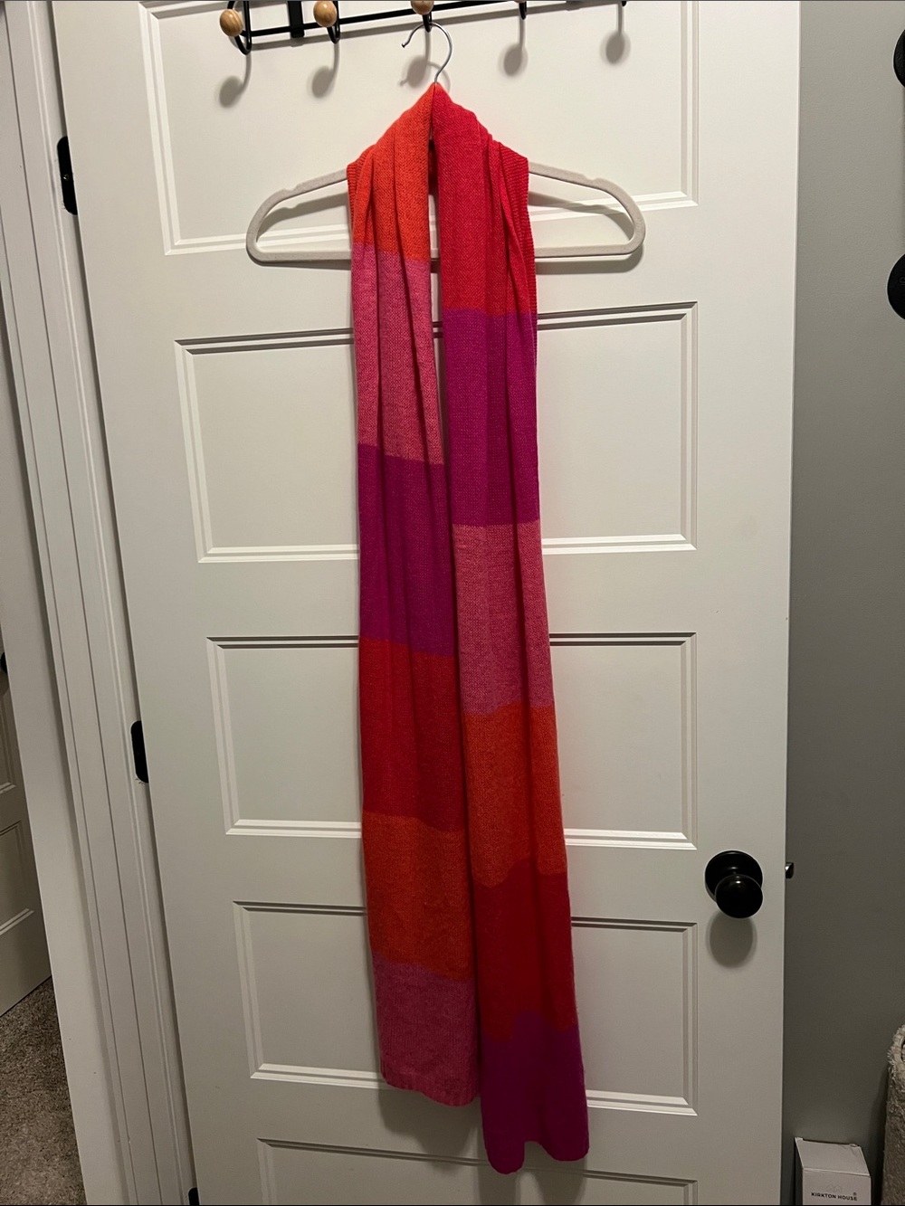 Cashmere Colorblock Knit Wrap Scarf in Pink & Red